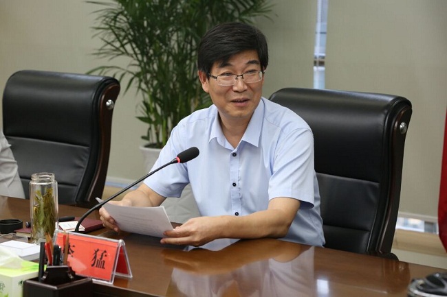 【文一集团】铜陵市委书记李猛会见周文育董事长一行